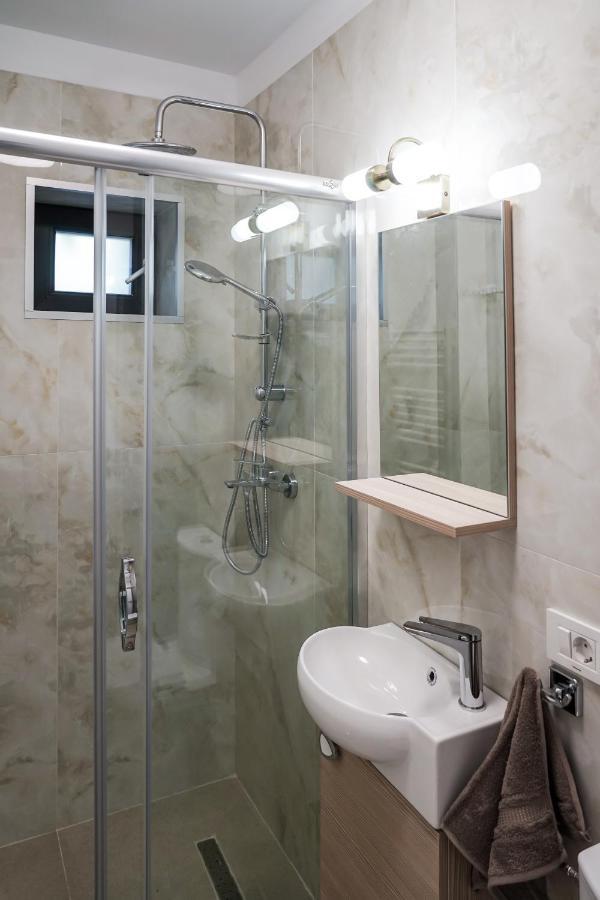 The Chic Retreat Apartment Bucharest Exterior photo