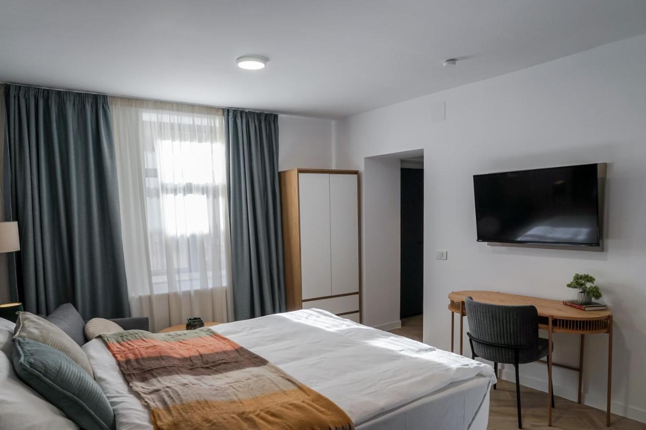 The Chic Retreat Apartment Bucharest Exterior photo